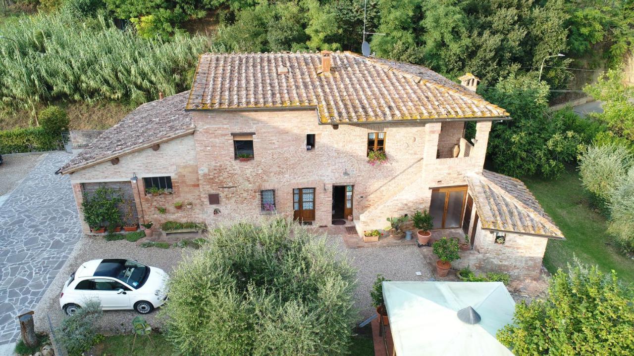 Podere Il Pero Siena Eksteriør billede