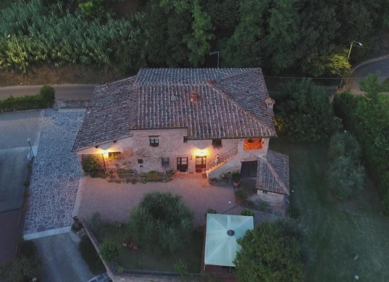 Podere Il Pero Siena Eksteriør billede